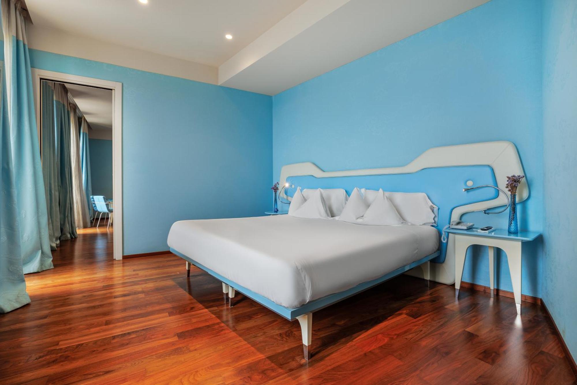 巴里iH国家大酒店 外观 照片 A room at the hotel