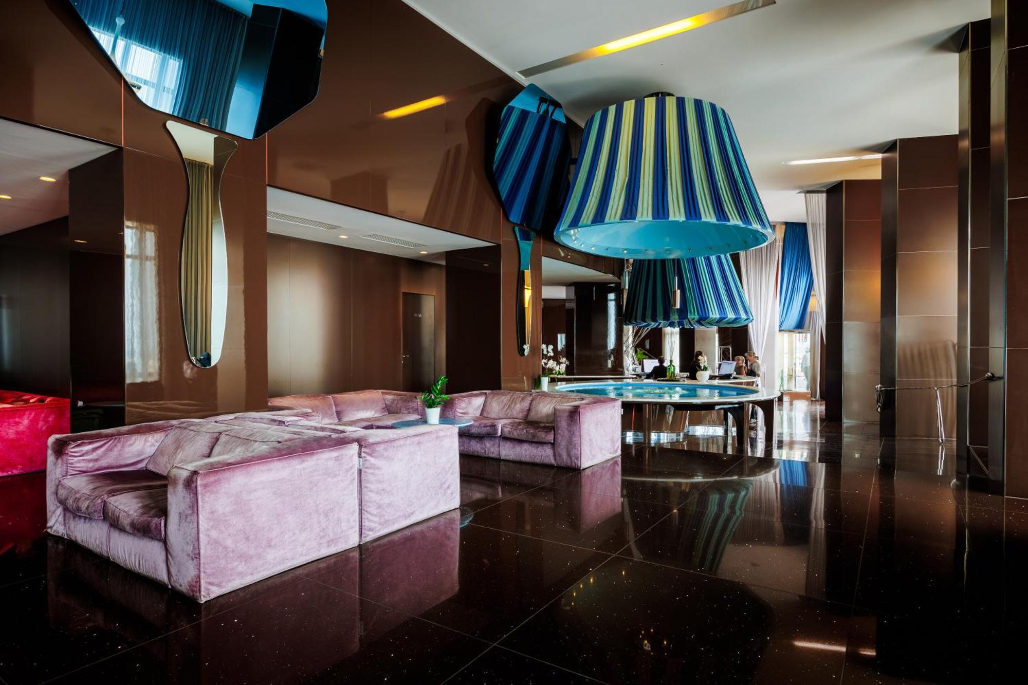 巴里iH国家大酒店 外观 照片 The interior of the hotel
